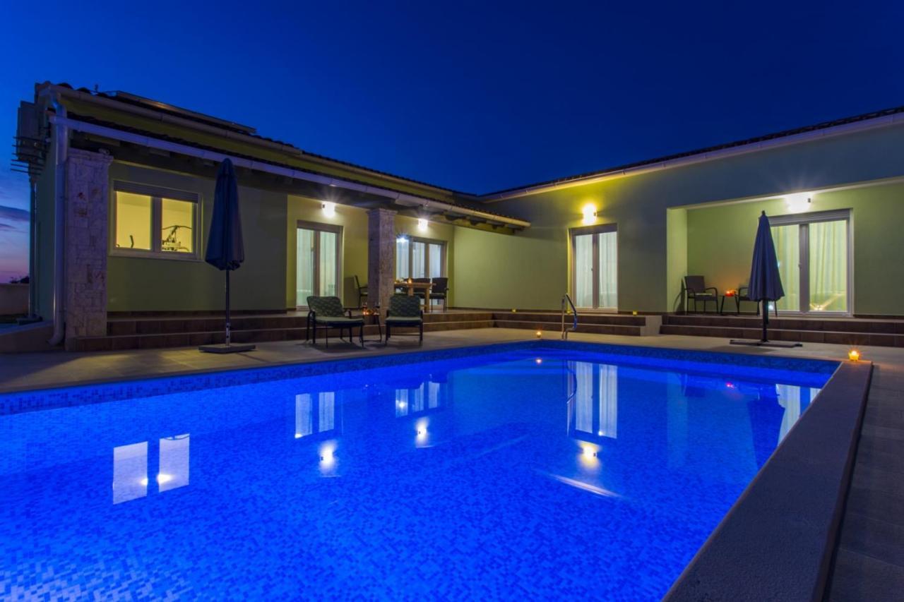 Villa Casa Laganini Stokovci ภายนอก รูปภาพ